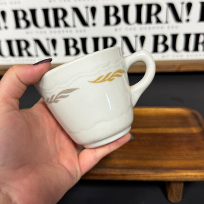 SIMPLE COFFEE MUG {THRIFTY FLAMES}