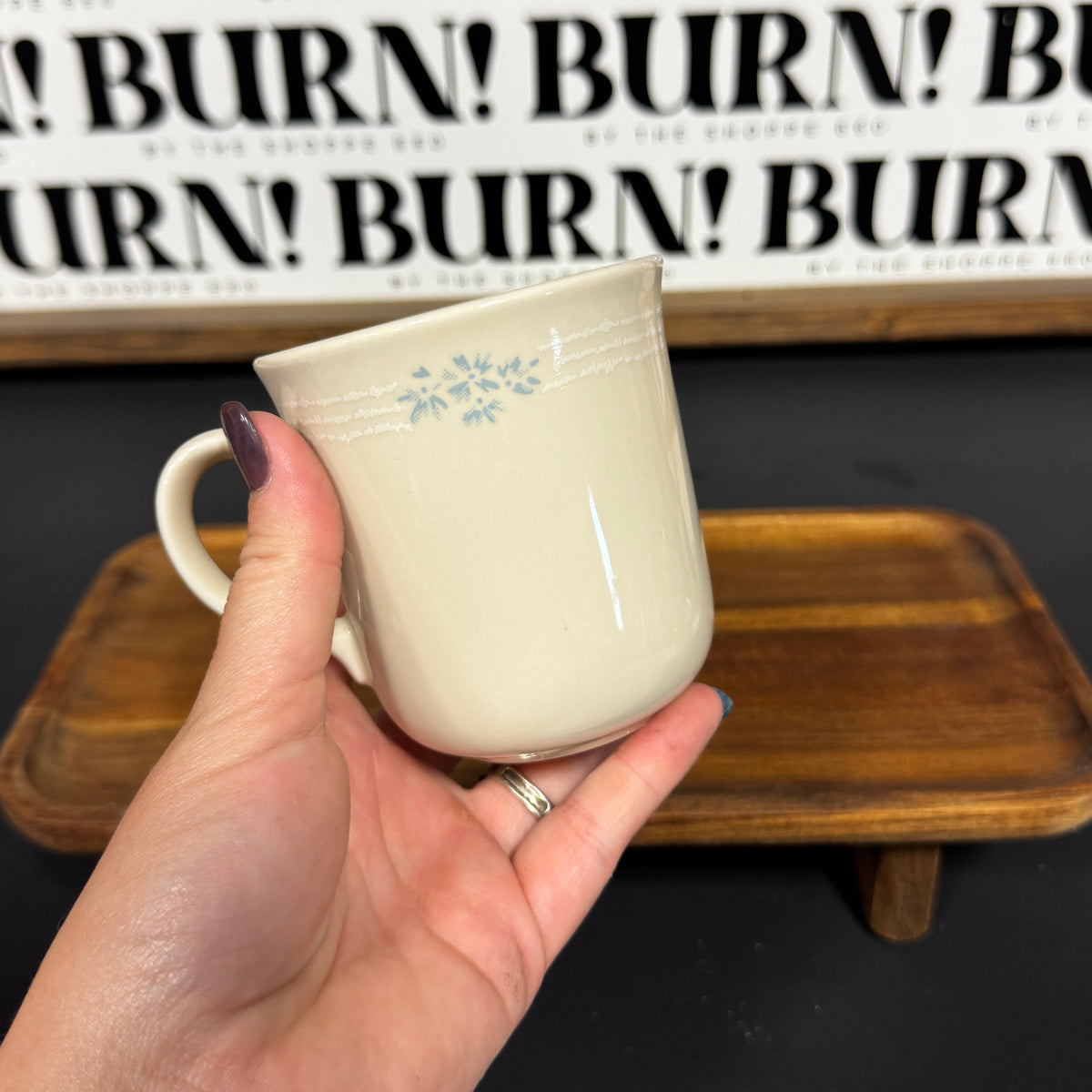 DAINTY BLUE FLORAL MUG {THRIFTY FLAMES}