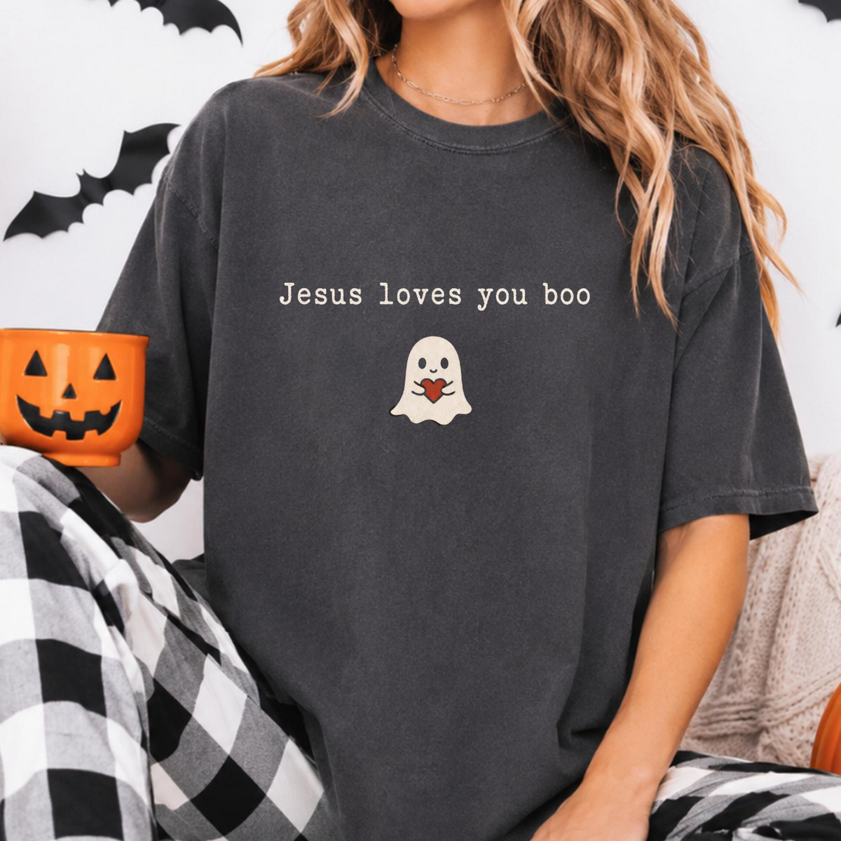 JESUS LOVES YOU BOO (SHOPPE DROP)