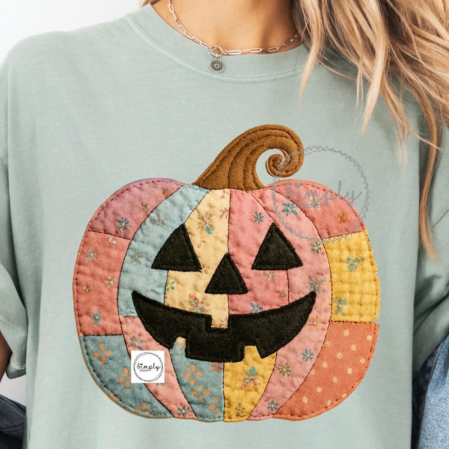 PATCHWORK PUMPKIN (SHOPPE DROP)