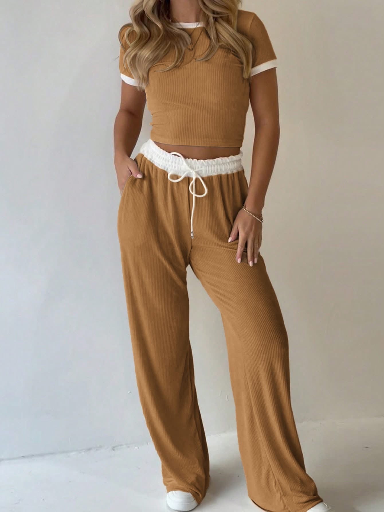 THE COZY LOUNGE SET (PREORDER 8/15)
