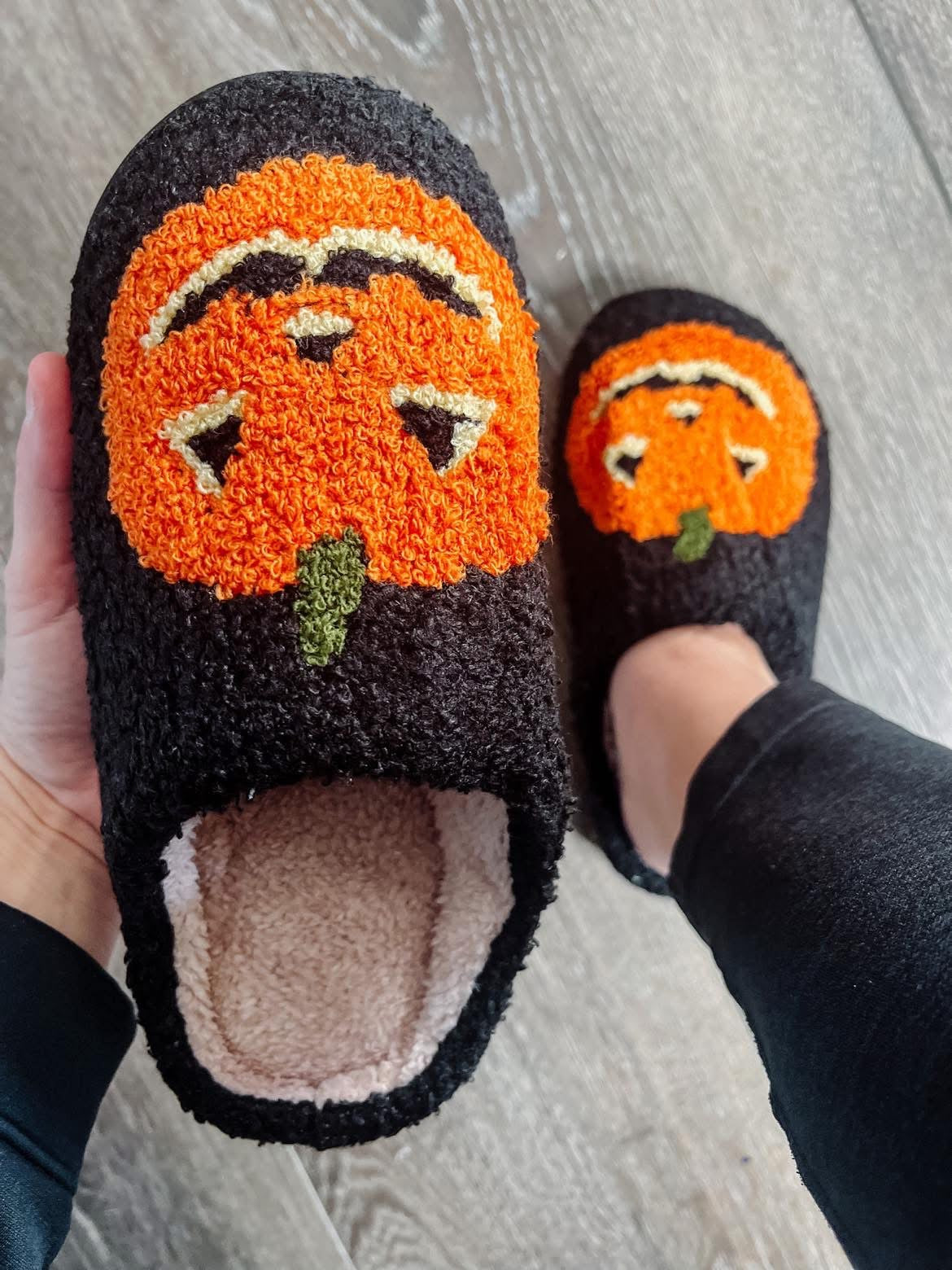 THE HAUNTED HOLLOW SLIPPERS (PREORDER 8/15)