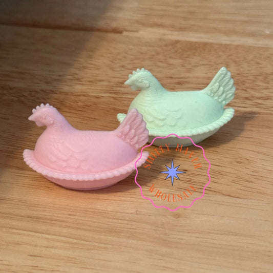 HEN ON A NEST MAGNETS (ALWAYS OPEN)