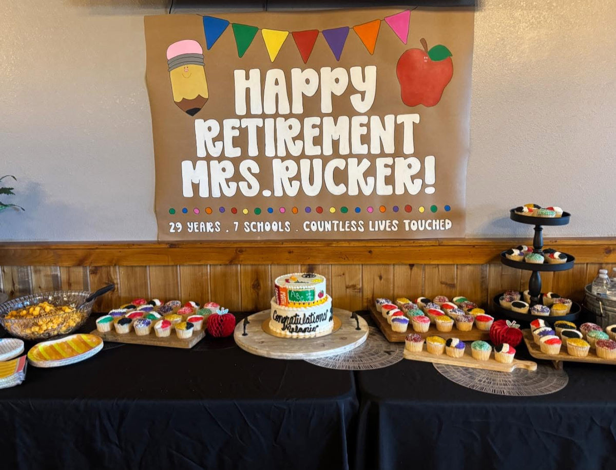 HAPPY RETIREMENT MRS. RUCKER ✏️