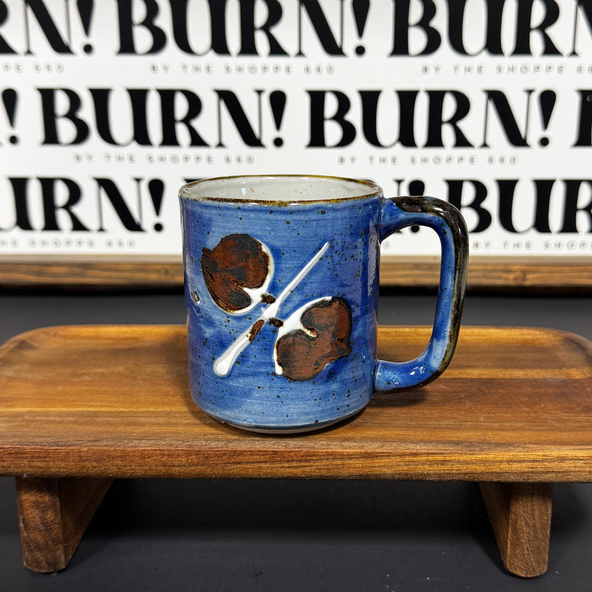 BLUE VINTAGE MUG {THRIFTY FLAMES}
