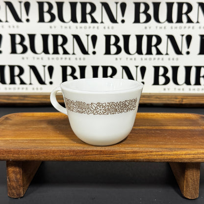 DAINTY BROWN FLORAL MUG {THRIFTY FLAMES}