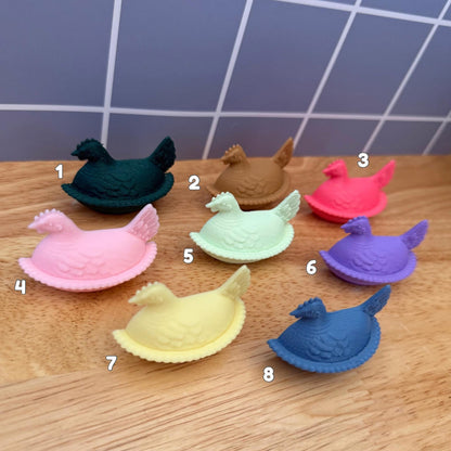 HEN ON A NEST MAGNETS (ALWAYS OPEN)