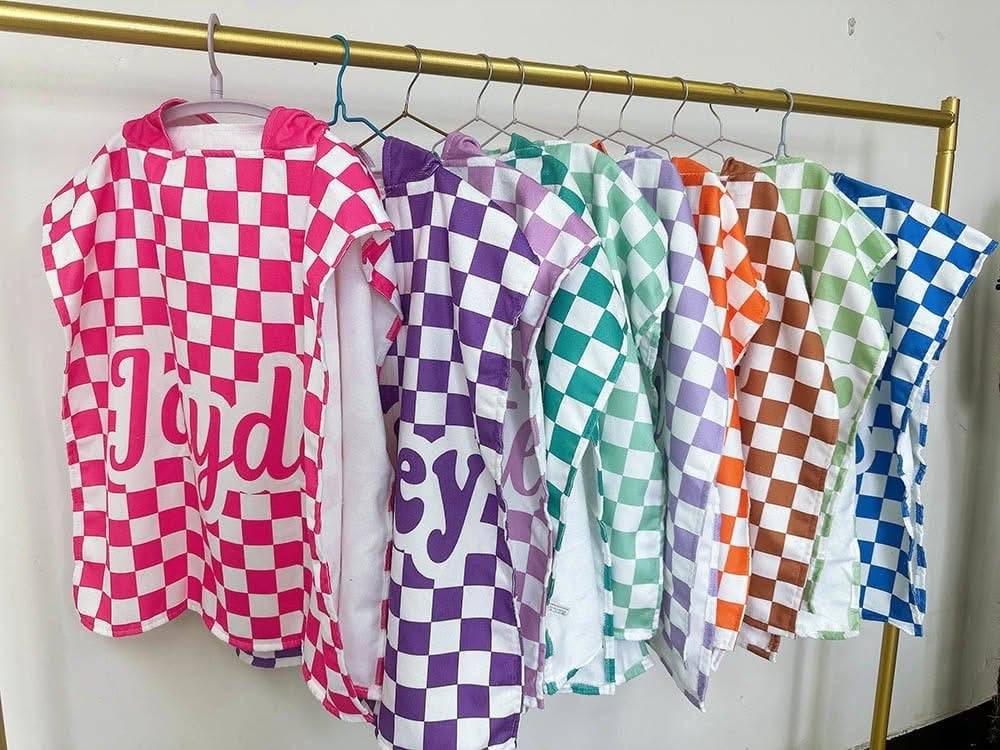 CUSTOM HOODED TOWELS (PREORDER 5/9)