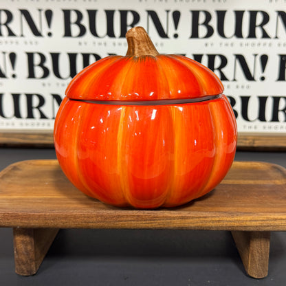 LARGE PUMPKIN WITH LID {THRIFTY FLAMES}