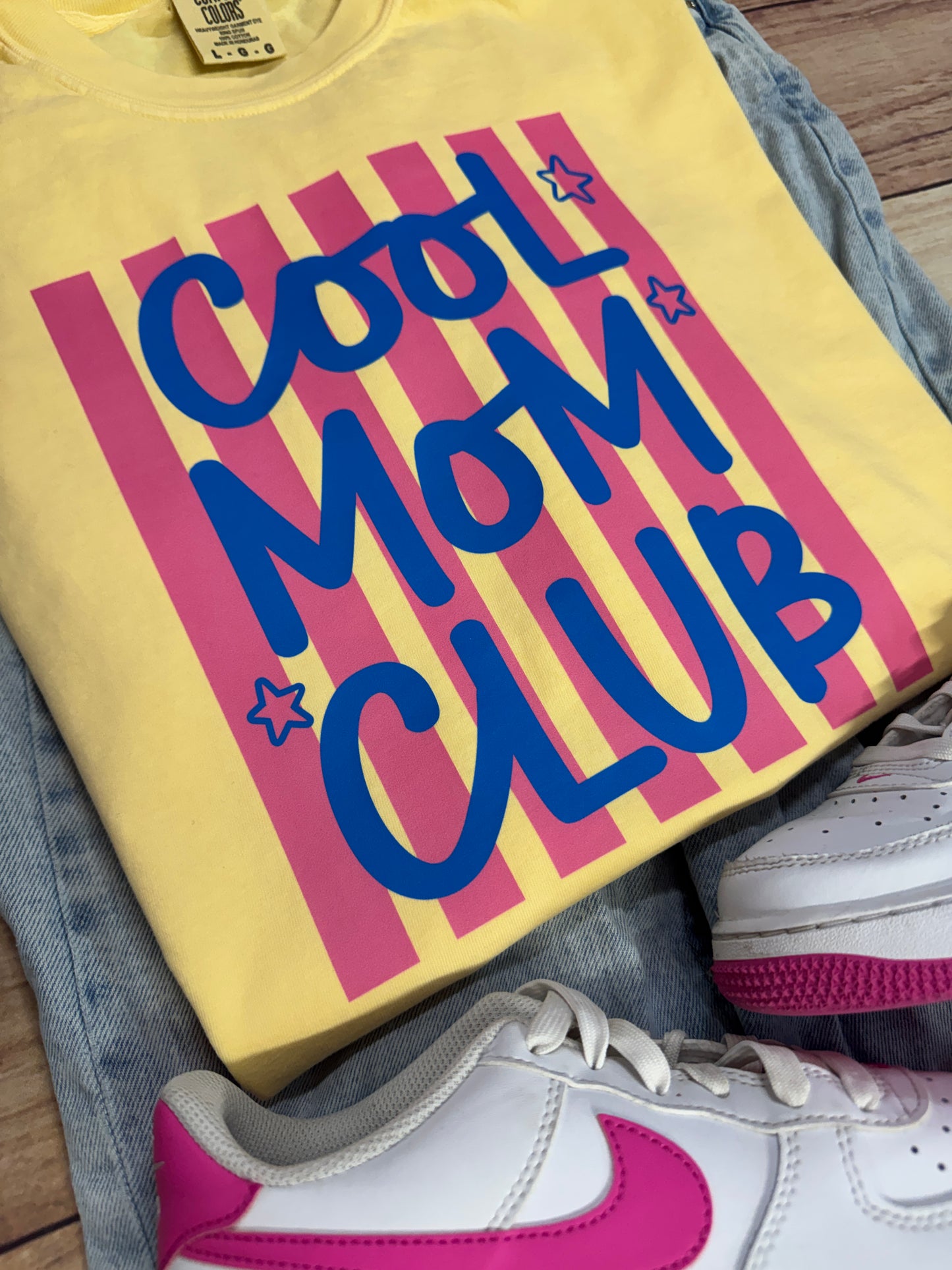 COOL MOM CLUB