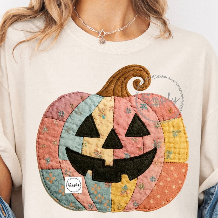 PATCHWORK PUMPKIN (SHOPPE DROP)